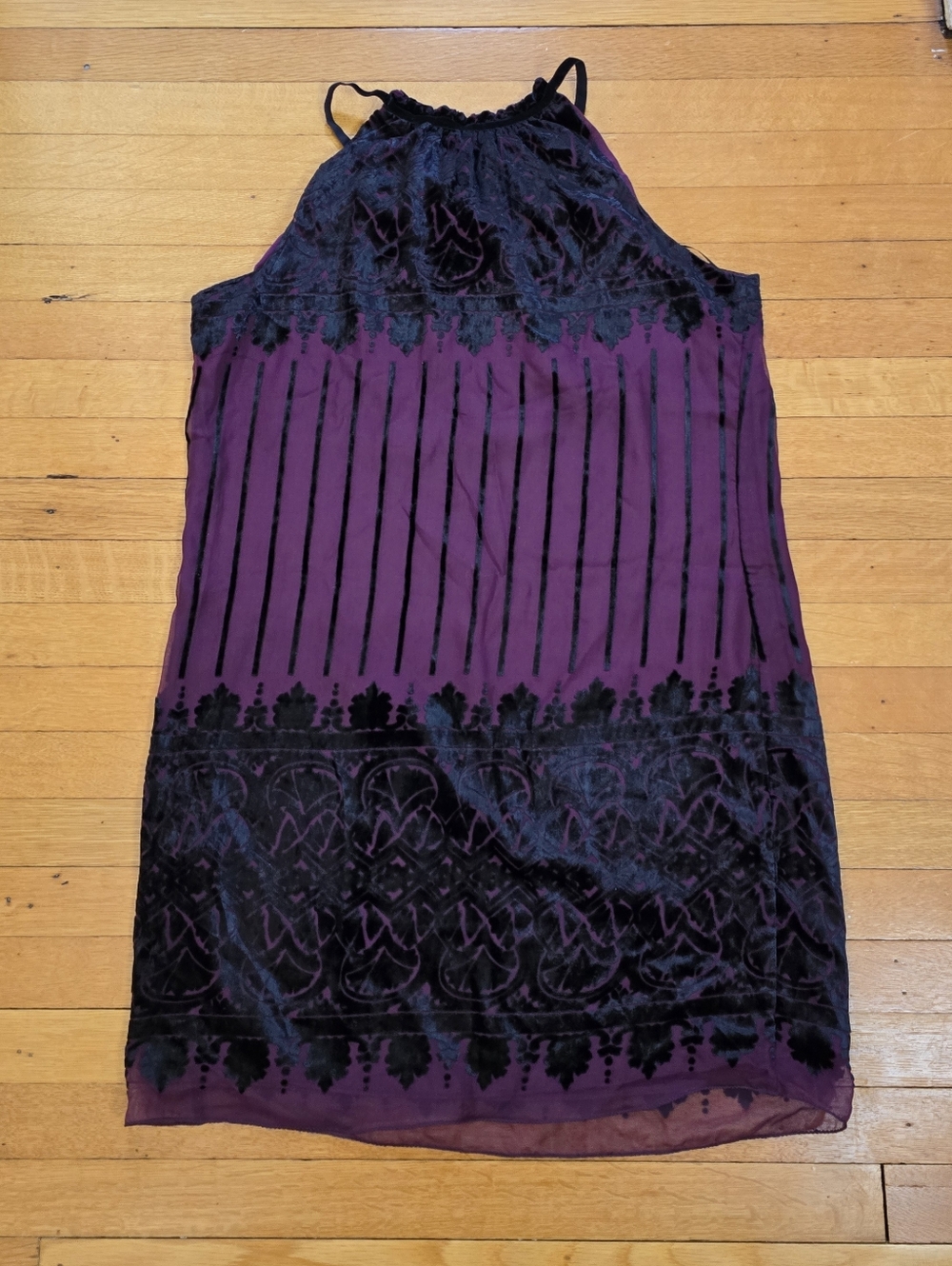 NWT, Max Studio, Art Deco Burnout Velvet  Cocktail Mini Dress, Bordeax/Black, L
